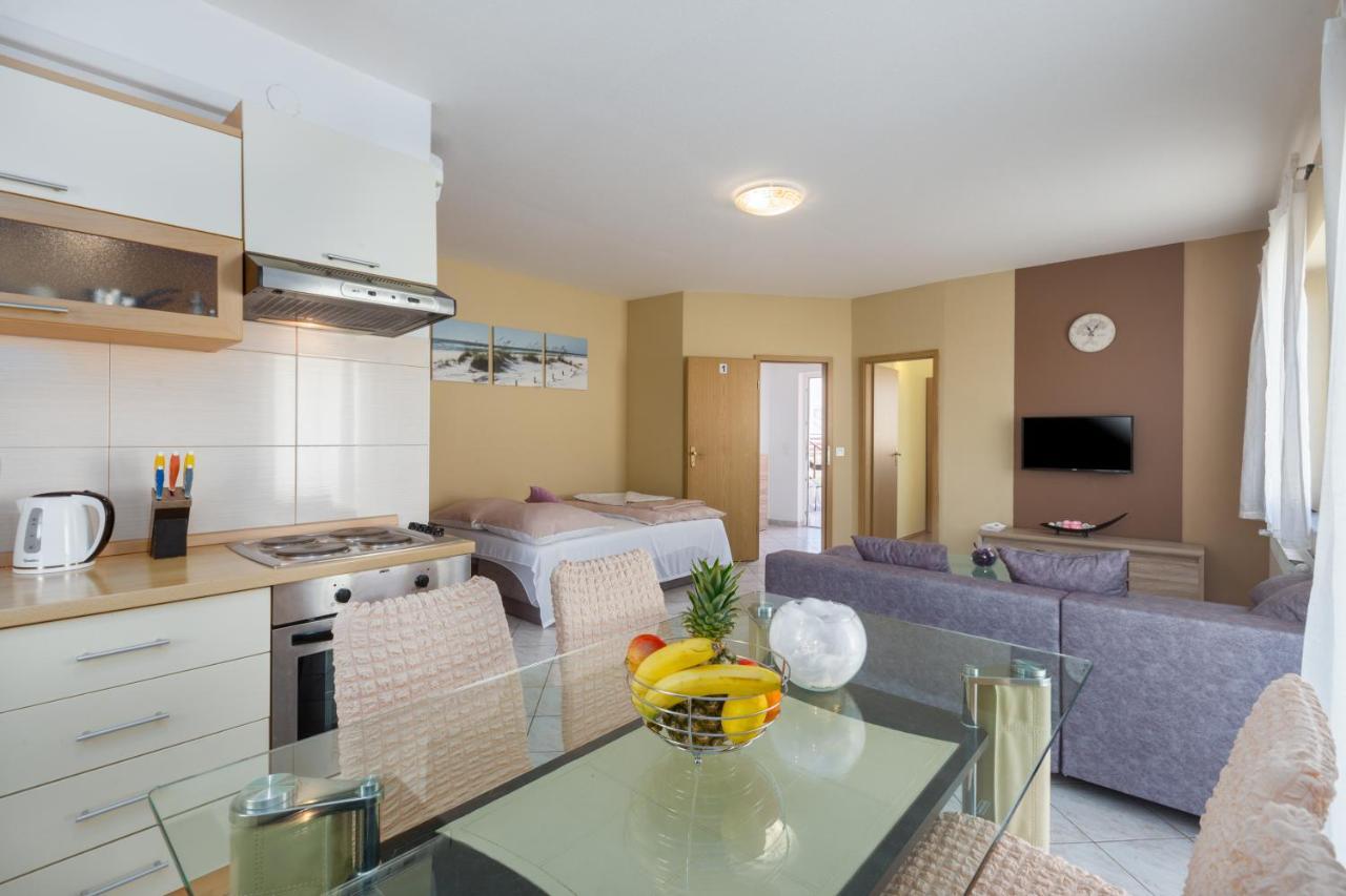 App Ruzica Finida Apartamento Umago Exterior foto