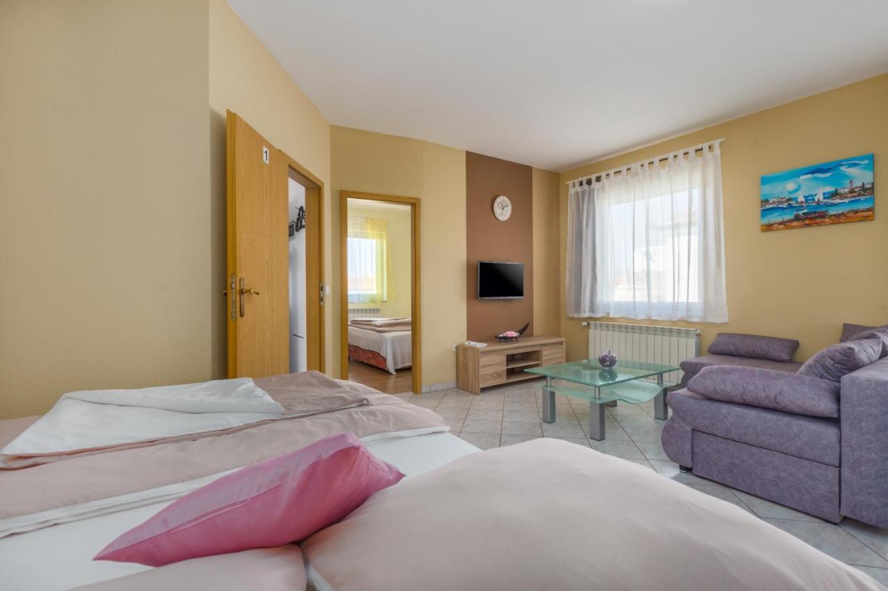 App Ruzica Finida Apartamento Umago Exterior foto